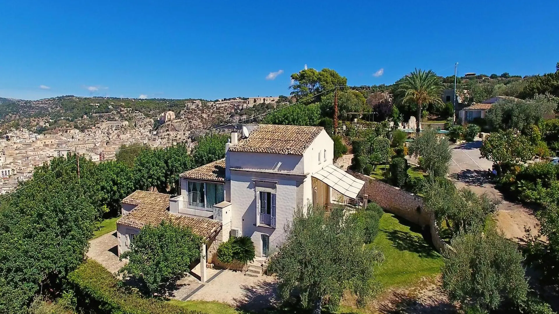 Villa Iris - Happy Rentals Шикли
