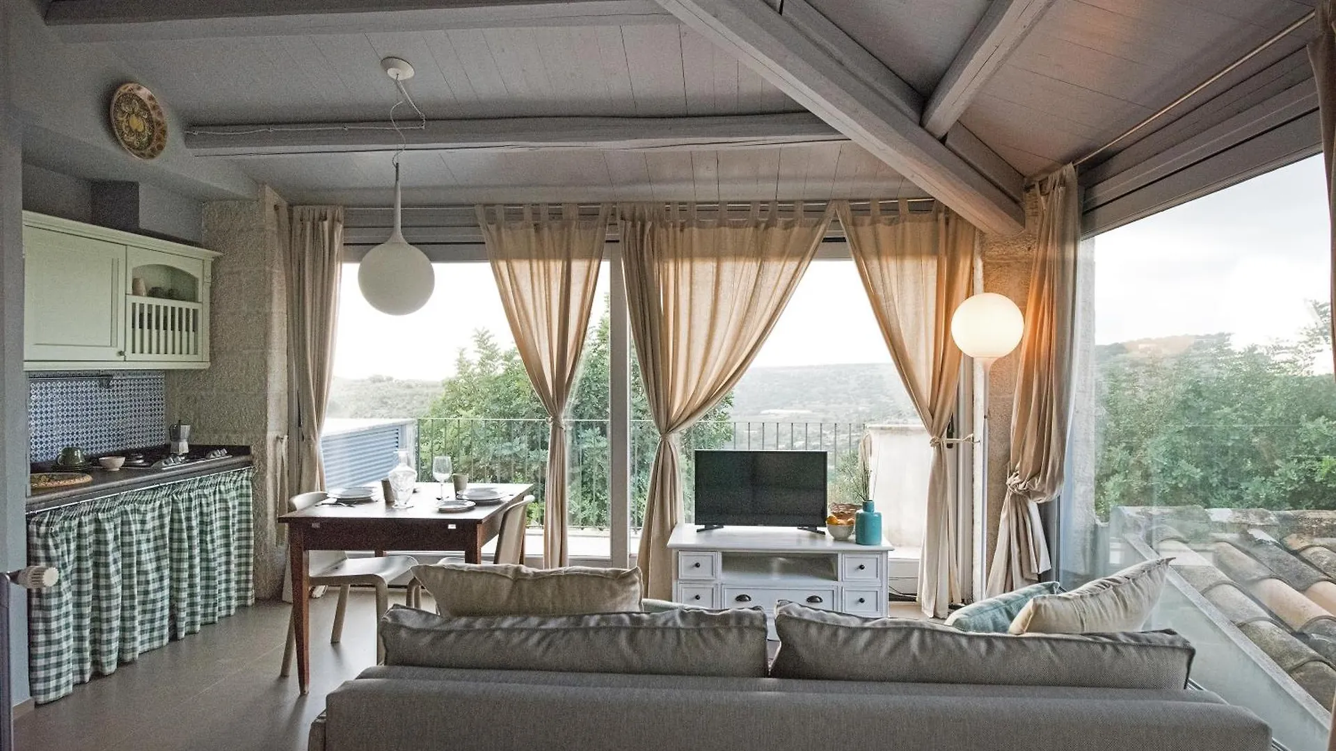 Villa Iris - Happy Rentals Шикли